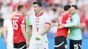 Mâu thuẫn giữa Probierz và Lewandowski